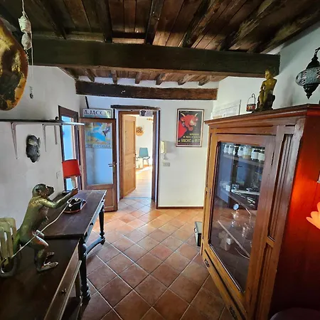 La Torre Medievale Konukevi
